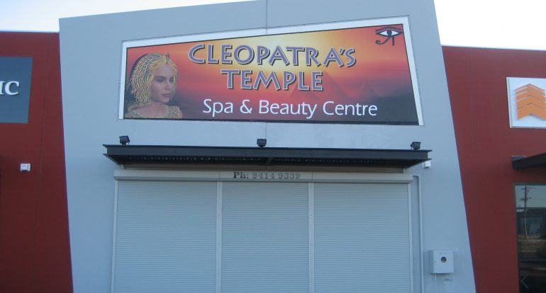 C3-Cleopatras.jpg